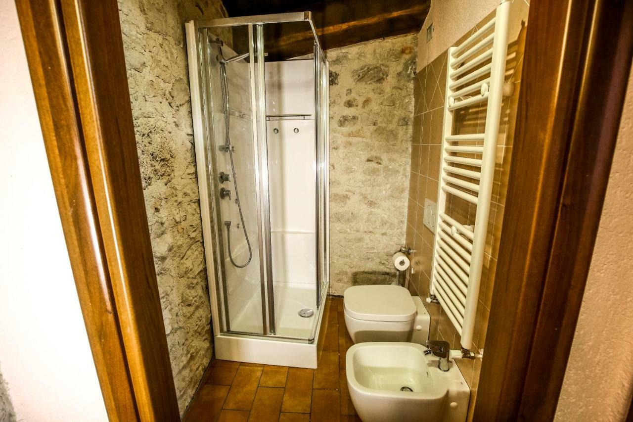 Le Aie Di Postignano Apartman Sellano Kültér fotó